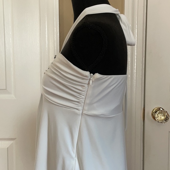 White House Black Market summer halter top. - Picture 3 of 5